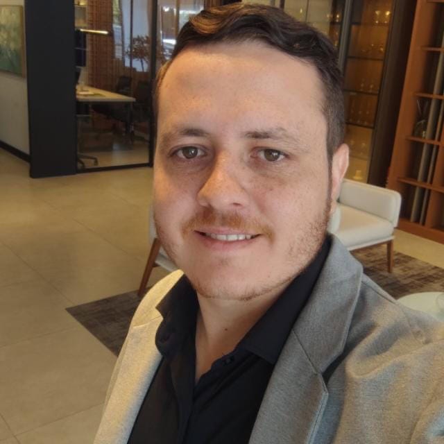 Fred Pain Consultor Riveza Interiores